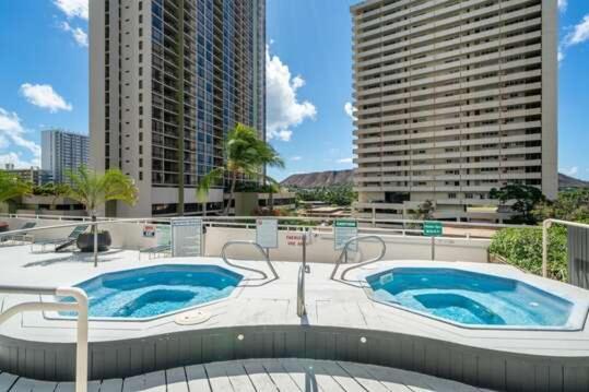 Sunny Waikiki Escape Just Steps To Beach, Views, & Full Kitchen Comfort * Honolulu